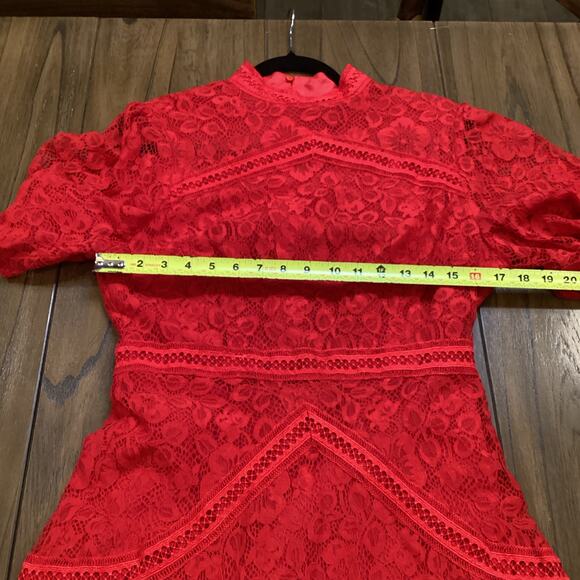 Strut & Bolt floral Lace Lined Mock Neck Short Sleeve flare Mini Dress Red Large - Picture 5 of 11